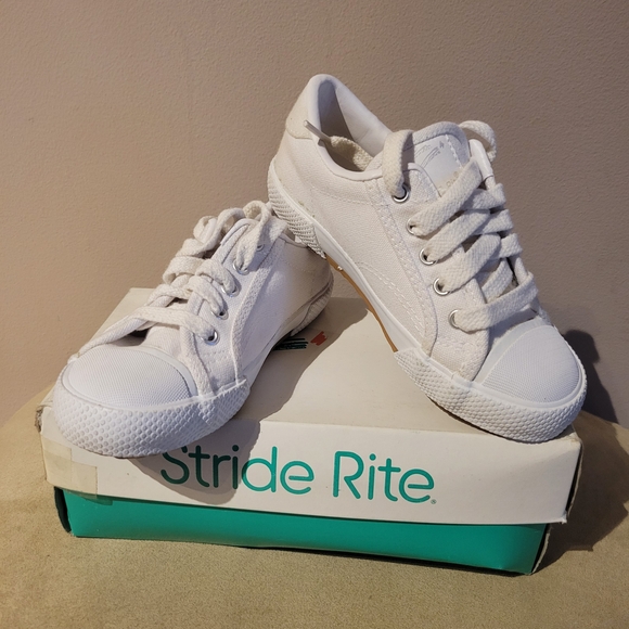 Stride Rite Kids White Sneakers - Picture 1 of 9